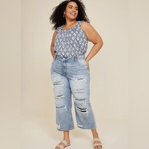 KanCan Plus Size  Ripped high-rise wide leg cropped jeans size: 18